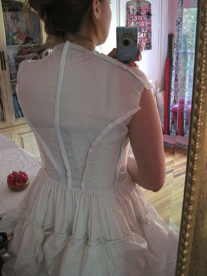 First mock-up of the bodice, back