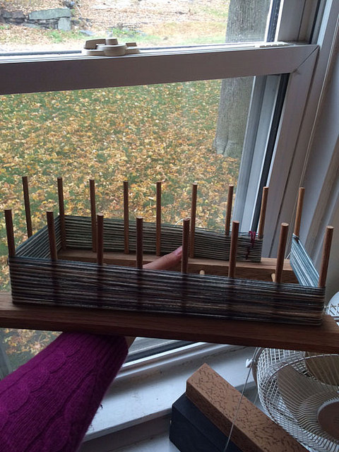 Using a dish rack as a miniature warping board