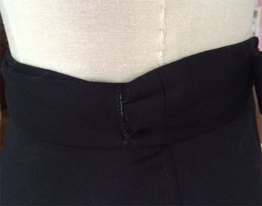 Miette skirt buttonhole Brother SE-400